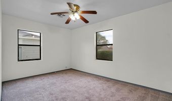 1109 Chestnut St, Altus, OK 73521