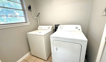 2043 Shady Oaks Dr, Baton Rouge, LA 70815