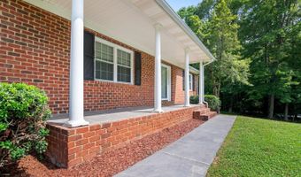 53 Woodlake Cir, Altavista, VA 24517