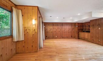 4720 DEER RUN Ct, Alexandria, VA 22306
