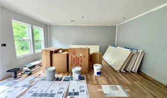 339 S Oak St, Austin, IN 47102