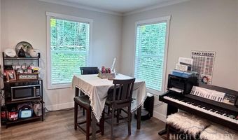 4483 Hickory Nut Gap Rd, Banner Elk, NC 28604