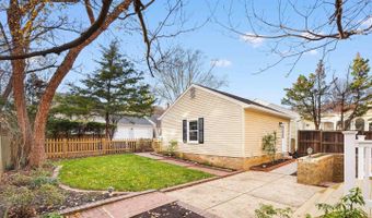 34 N GARFIELD St, Arlington, VA 22201