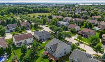 2317 Barrett Dr, Algonquin, IL 60102