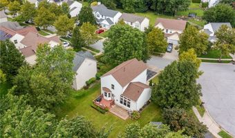 1097 Pebble Brook Dr, Columbus, OH 43240
