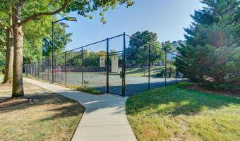 2707 S WALTER REED Dr S A, Arlington, VA 22206