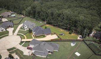 516 Linden Cir, Benton, LA 71006