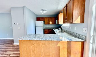 151 Shelter Rock Rd 17, Danbury, CT 06810