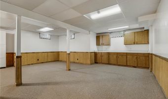 6720 S Shore Dr, Altoona, WI 54720