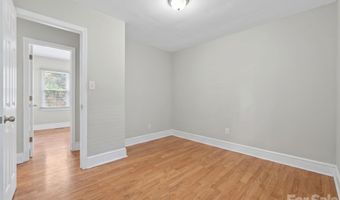 2120 Amesbury Ave, Charlotte, NC 28205