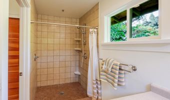 1220 W Kuiaha Rd, Haiku, HI 96708