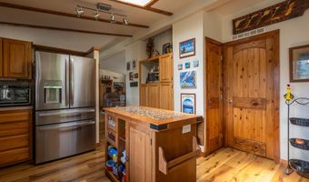 17532 E Bannock Dr, Bayview, ID 83803