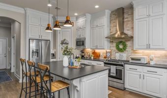 510 Linden Cir, Benton, LA 71006