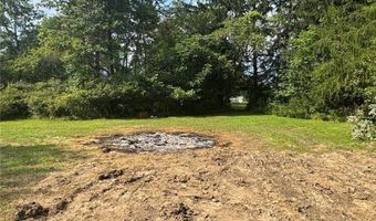 2410 N Revere Rd, Akron, OH 44333
