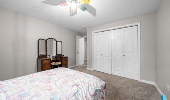 316 S Country Club Ave, Brandon, SD 57005
