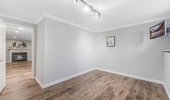 20419 CHARTER OAK Dr, Ashburn, VA 20147