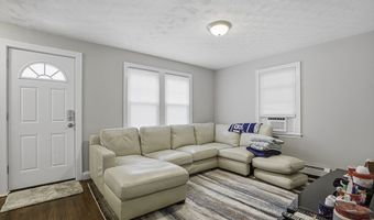 39 Pinehurst, Auburn, MA 01501