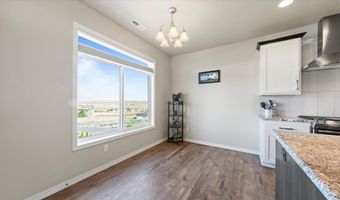 16904 E Love Ln, Benton City, WA 99320