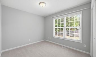145 Pecan Ln, Aberdeen, NC 28315