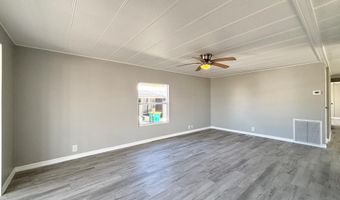 960 Cashew Cir, Barefoot Bay, FL 32976