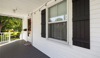 9 Cummings Rd, Newport, RI 02840
