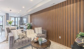 1332 G St SE 3, Washington, DC 20003