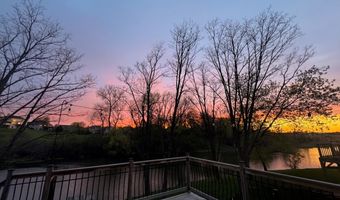 1256 Edgewater Ln, Antioch, IL 60002