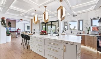 381 S Henning Way, Anaheim, CA 92807