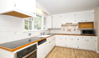 1901 MITTEN St, Dover, DE 19901