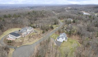 15 Parsons Way, Avon, CT 06001