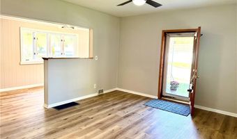 572 W Main St, Adena, OH 43901