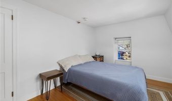 1 Red Cross Ave 9, Newport, RI 02840