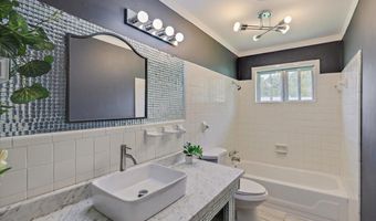 816 NE Boling St, Magee, MS 39111