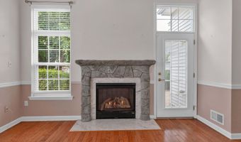 21 Hingham Ln, Barnegat, NJ 08005