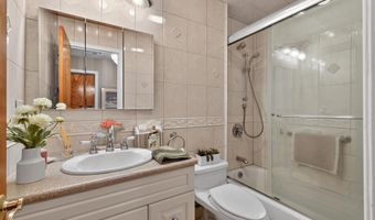 103 E 25TH St, Bayonne, NJ 07002