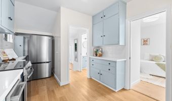 1241 Park Ave, Alameda, CA 94501