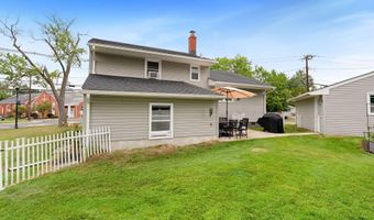 5 TRINITY Pl, Barrington, NJ 08007