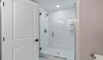 21 Bailey Pond Ln 21, Amesbury, MA 01913
