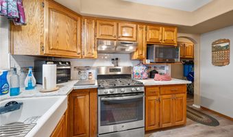 823 Warren Rd, Bullhead City, AZ 86429