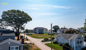 26 Richard Smith Rd, Narragansett, RI 02882