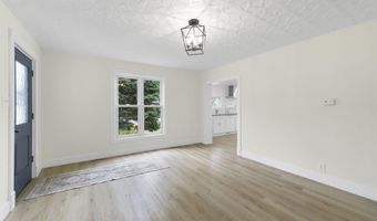 719 E 7th St, Auburn, IN 46706