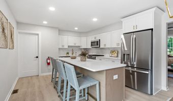 406 3RD St, Atco, NJ 08004