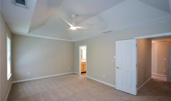 1045 Winthrope Chase Dr, Alpharetta, GA 30009