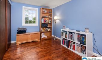 814 S Hays St, Allentown, PA 18103