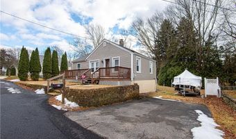 22 Lemis St, Coventry, RI 02816
