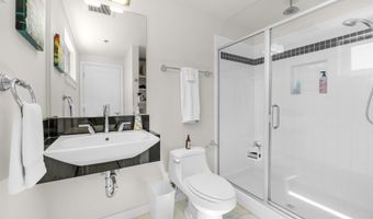 3990 ABBEY Ln B411, Astoria, OR 97103