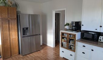 415 Holdrege Ave, Basin, WY 82410