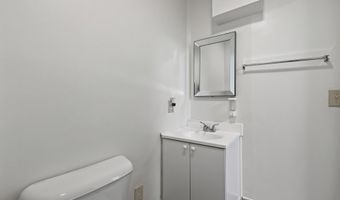 208 Clay St, Anoka, MN 55303