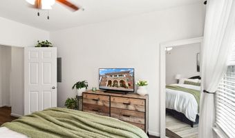 2465 ARMY NAVY Dr 204, Arlington, VA 22206