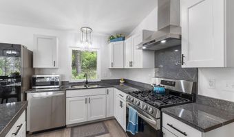 554 Homestead Holw, Careywood, ID 83809
